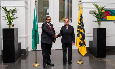Bezoek ambassadeur Bangladesh