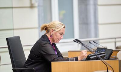 Liesbeth Homans opent het parlementaire jaar.
